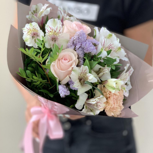 Букет цветов "Нежное очарование" Букет цветов "Нежное очарование"